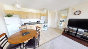 Updated 22nd Floor Waikiki Condo - Free parking & WiFi - Ideal for large family!